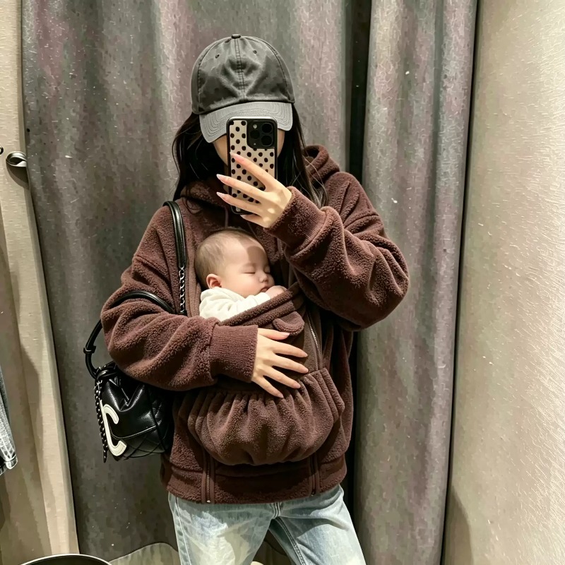 2 in 1 Kangaroo Pocket Baby We - огляд і ціна Maternity Wear